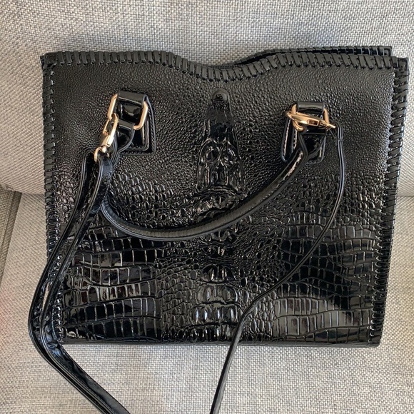 Black shiny pleather animal embossed print - Picture 5 of 5